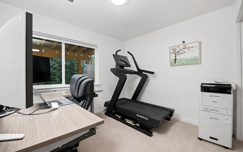 Office and gym